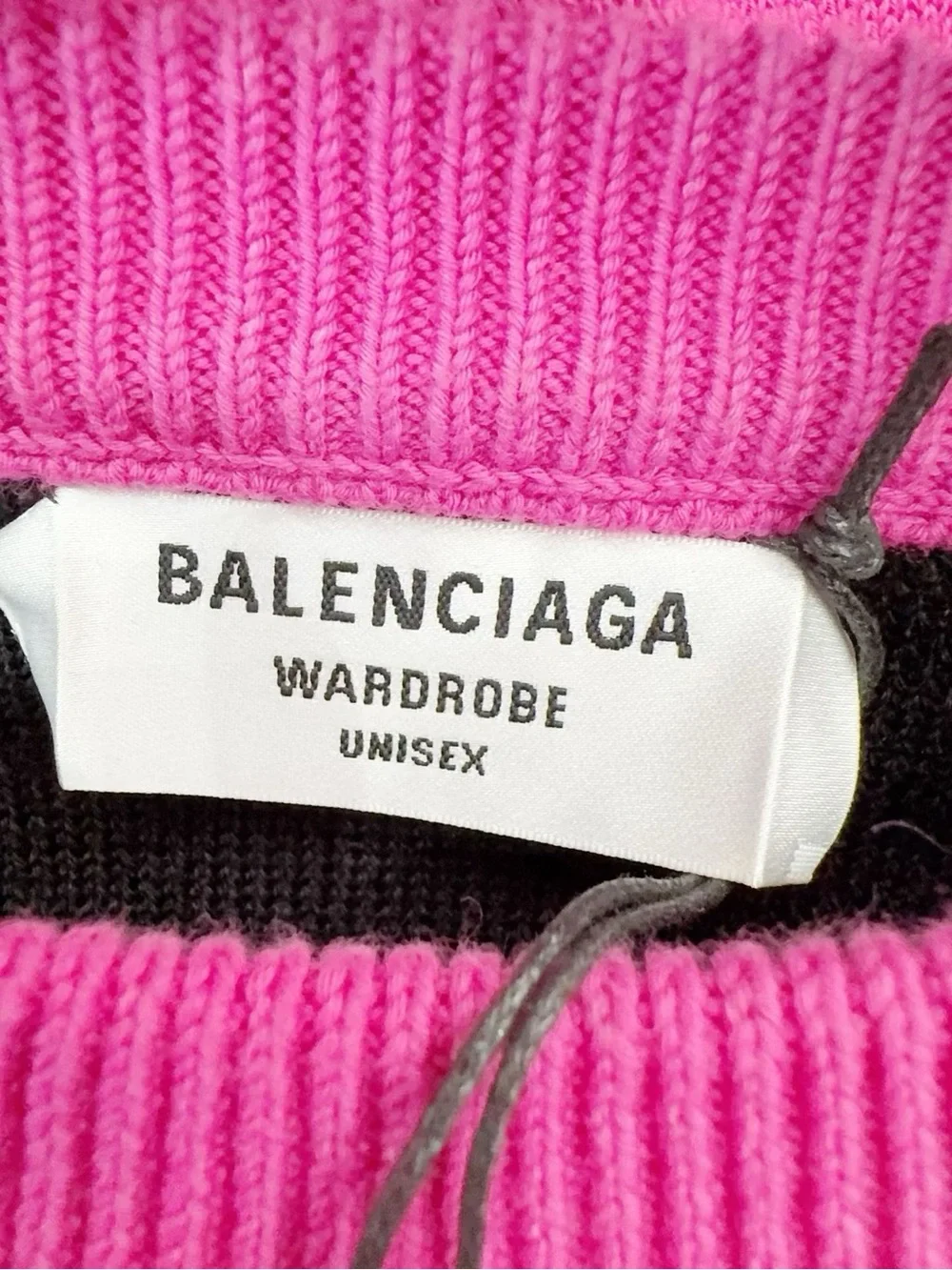 ❌hold❌🚩steal Balenciaga Hot Pink Logo Crewneck Sweater - Picture 3 of 5